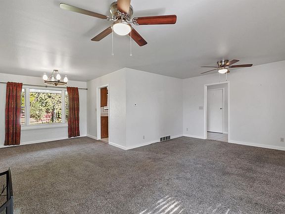 3rd image of 604 Monte Vista Dr