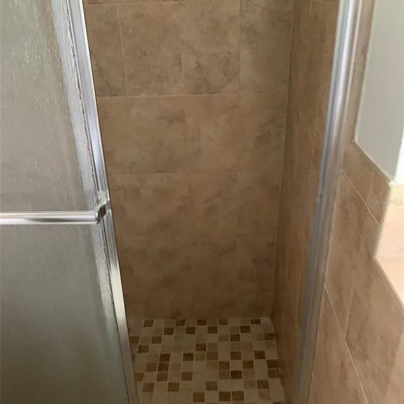 13814 Meadow Oaks Dr — Photo 31