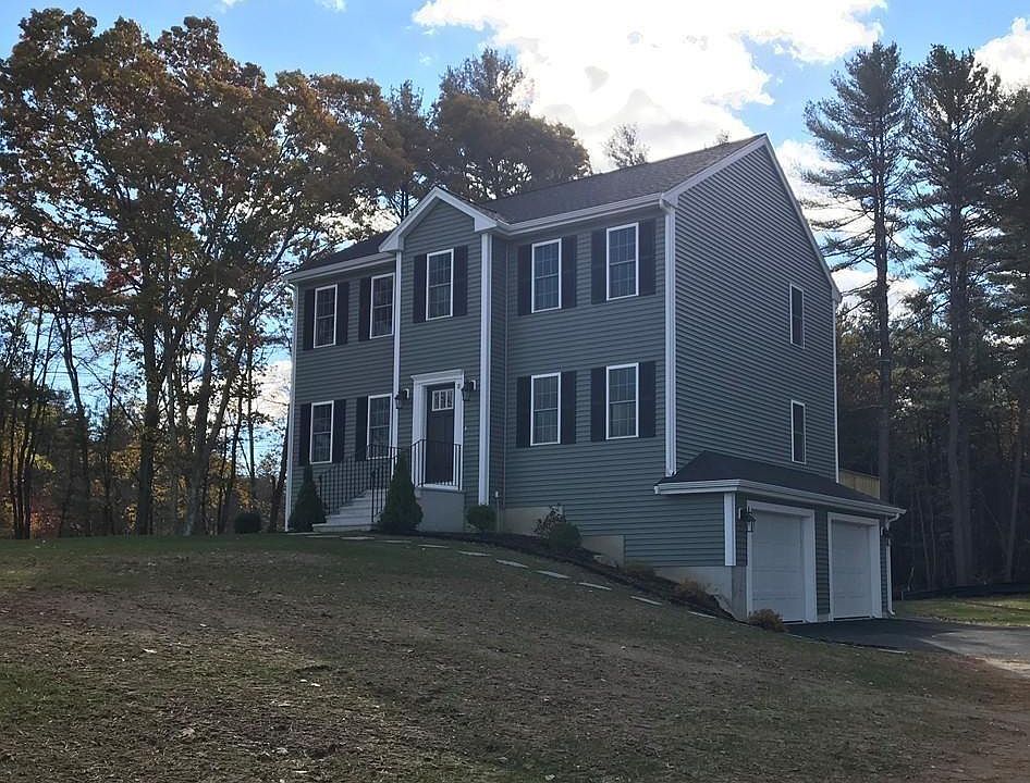 1st image of 8 Shamrock Ln