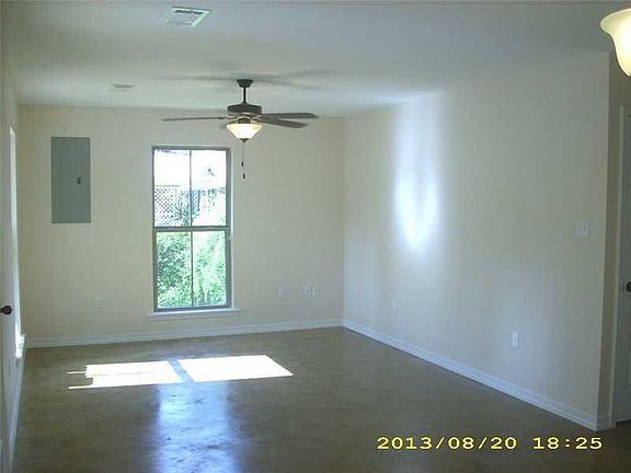 2nd image of 660 S 3rd St