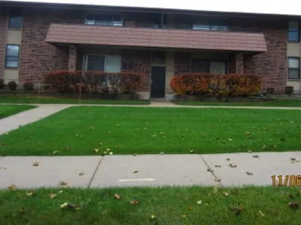 8731 W Oklahoma Ave, Milwaukee, WI 53227