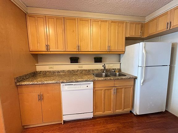 5th image of 1676 Ala Moana Blvd APT 1006