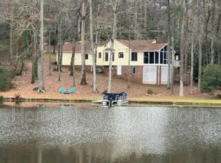 7063 Oak Rd, Sanford, NC 27332