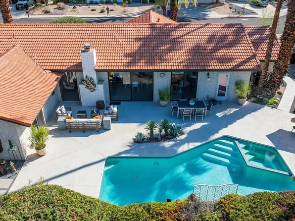 2964 E Orella Cir, Palm Springs, CA 92264