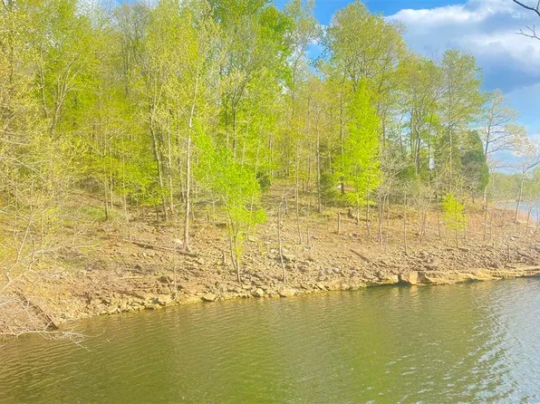 370 Cave Heights Ln, Falls Of Rough, KY 40119