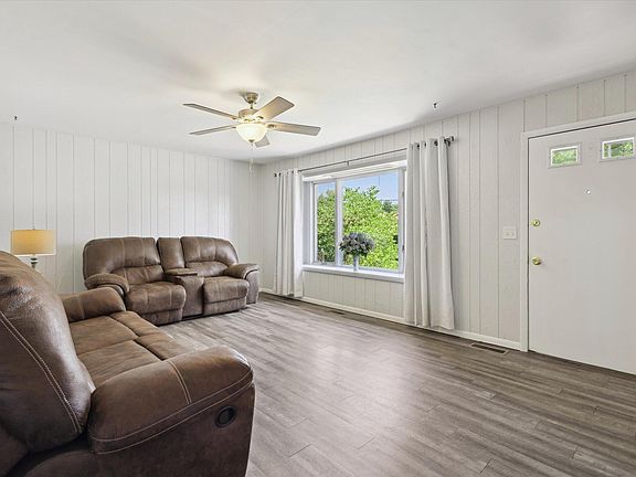 5th image of 231 Morse Dr