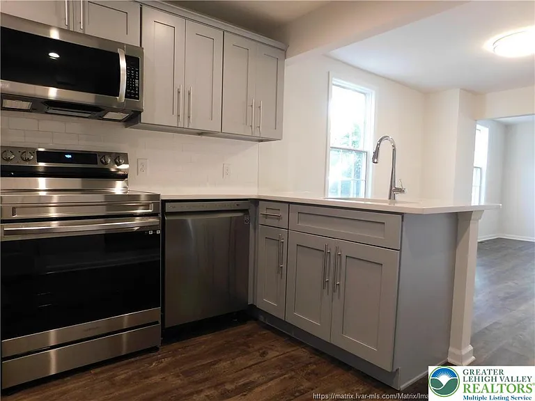 1414 Iron St — Photo 10