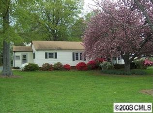 7415 Mallard Creek Rd, Charlotte, NC 28262