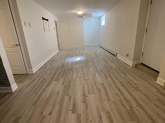 5th image of 179 Sinclair Ave #1A