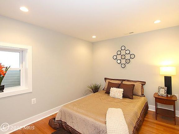 3rd image of 2819 11th St NW #1