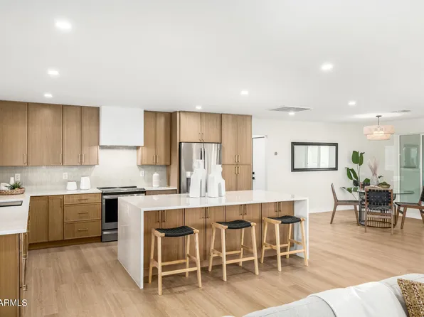 15427 N 2ND Avenue, Phoenix, AZ 85023