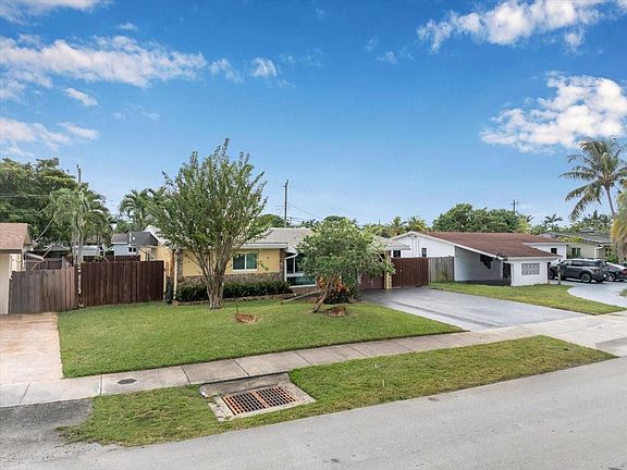 5th image of 230 NE 58th Street