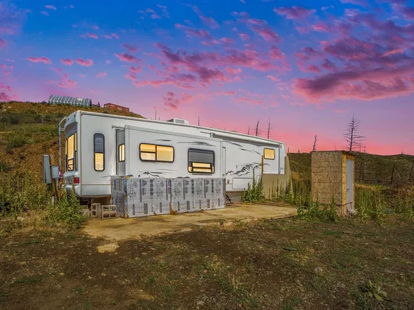 1600 Whale Rock Rd, Bellvue, CO 80512
