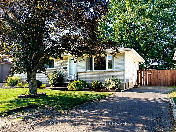 2nd image of 53 Huntley Cres