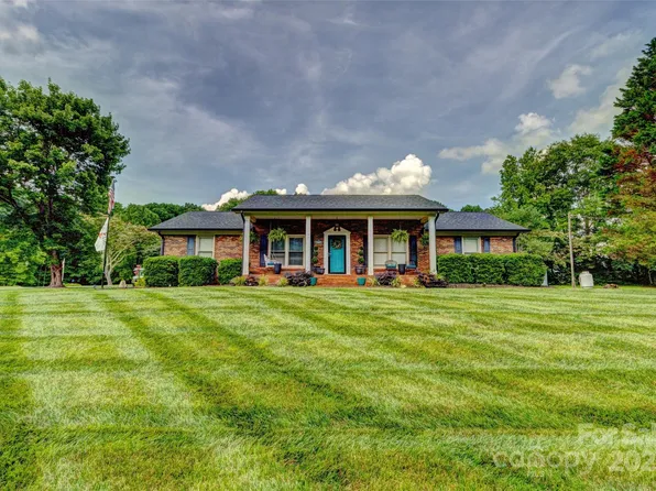 253 Suncrest Rd, Cherryville, NC 28021