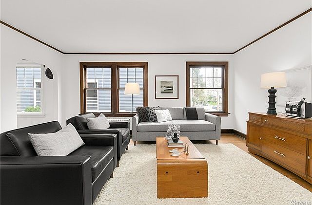 1st image of 2328 10th Ave E APT 201