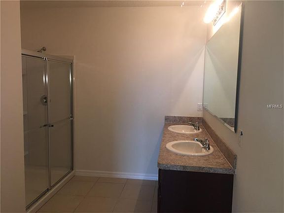 4th image of 158 Tracy Cir