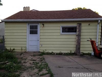 3rd image of 3420 Edward St NE