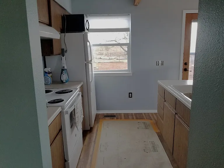 2227 Yarmouth Ave — Photo 8