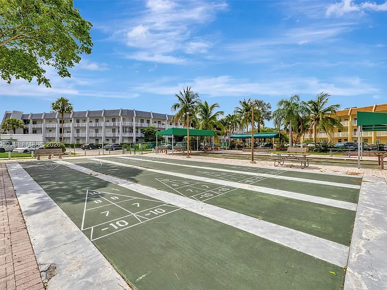 6800 Royal Palm Blvd #302F — Photo 36