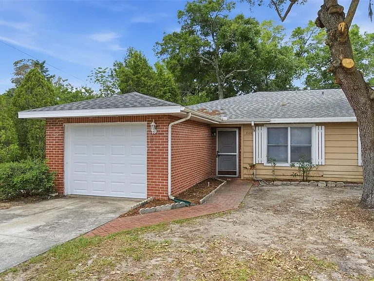 8124 Omaha Cir — Photo 1