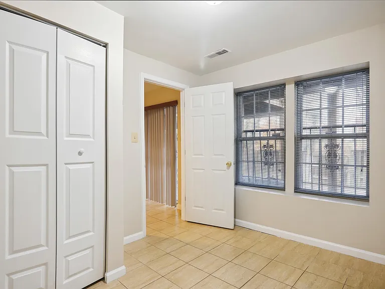 5626 Onslow Way — Photo 23