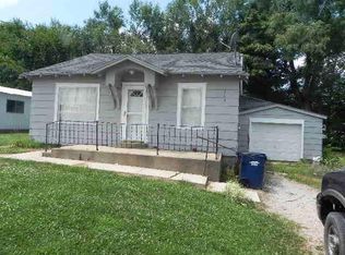 313 N Cedar St, Buffalo, MO 65622