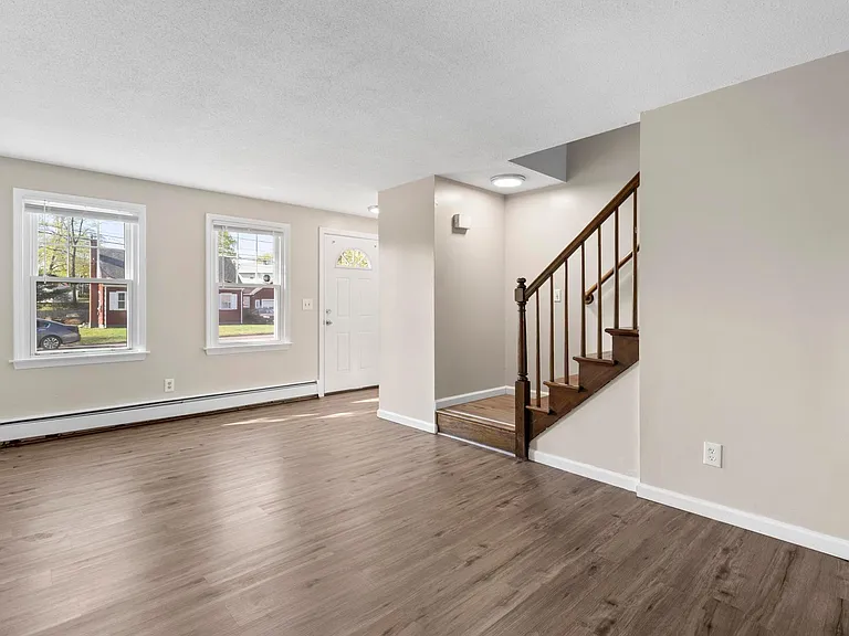 11 Fern St #B — Photo 11