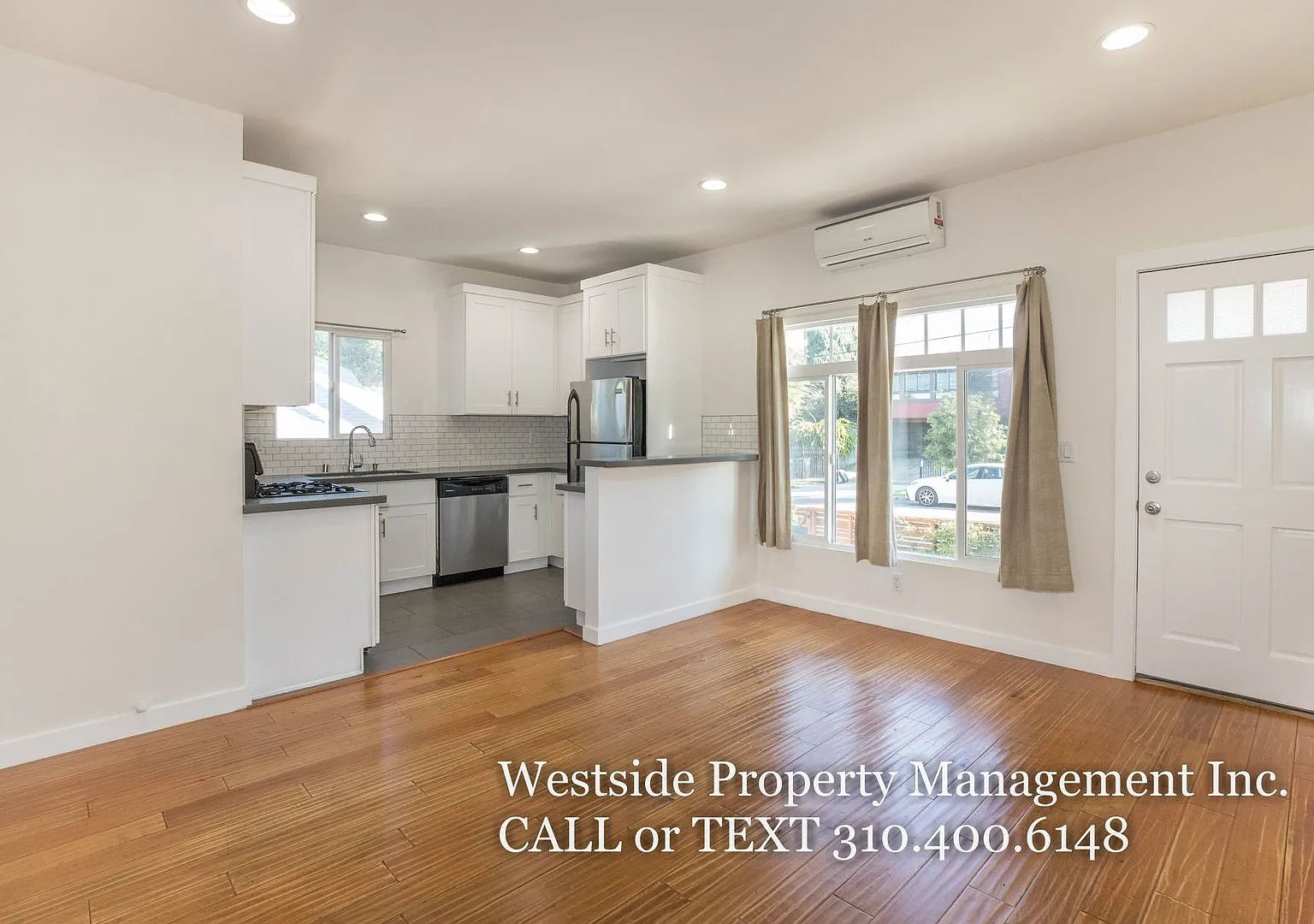 Adorable 1+1 W/Private Deck Hollywood Sign Views — Photo 3