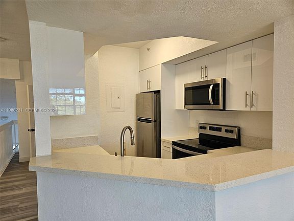5th image of 751 SW 148th Ave APT 1012