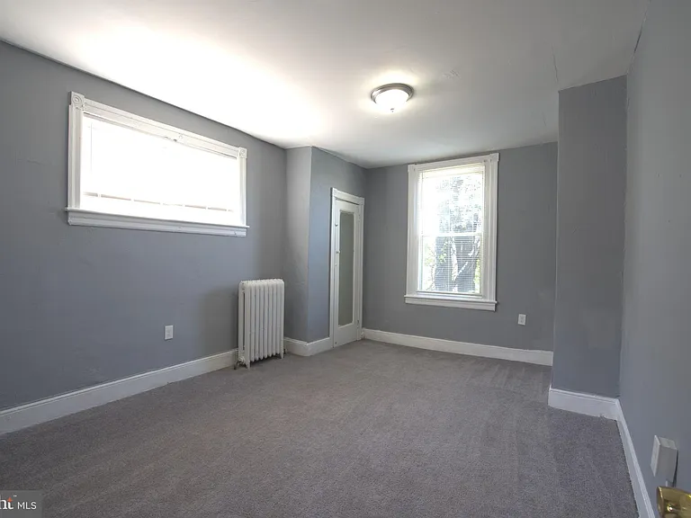 4836 N Franklin St — Photo 16