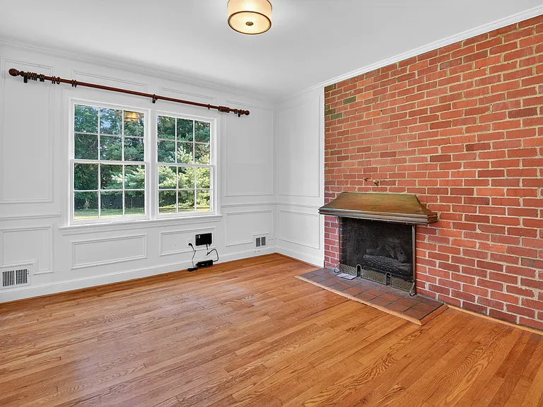 9107 River Rd — Photo 11