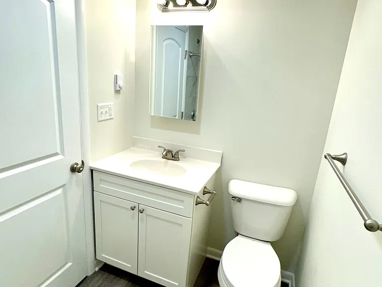 520 Snyder Ave #203 — Photo 11