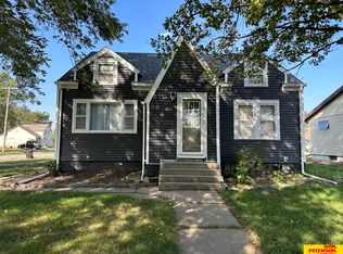 212 S 2nd St, Pender, NE 68047