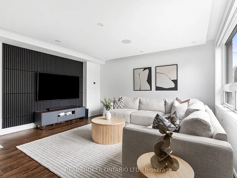 17 Old Oak Rd — Photo 10
