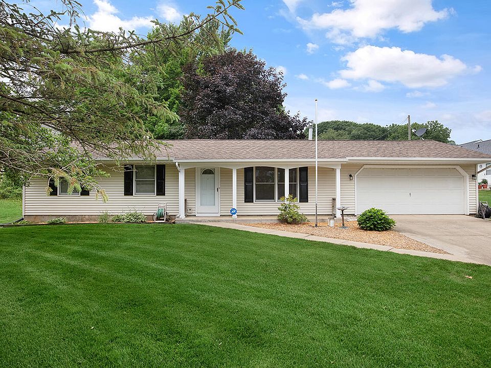 1308 W River Rd, Niles, MI 49120 | Zillow