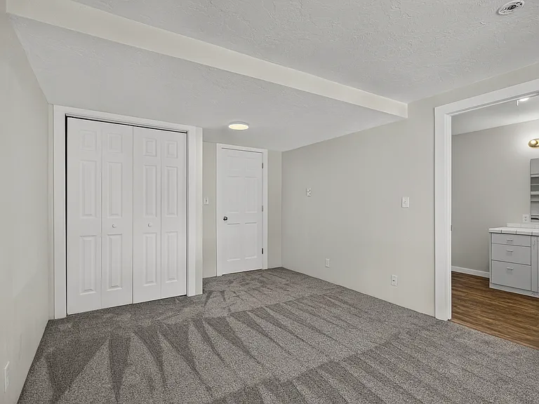 667 Decoria Ave — Photo 22