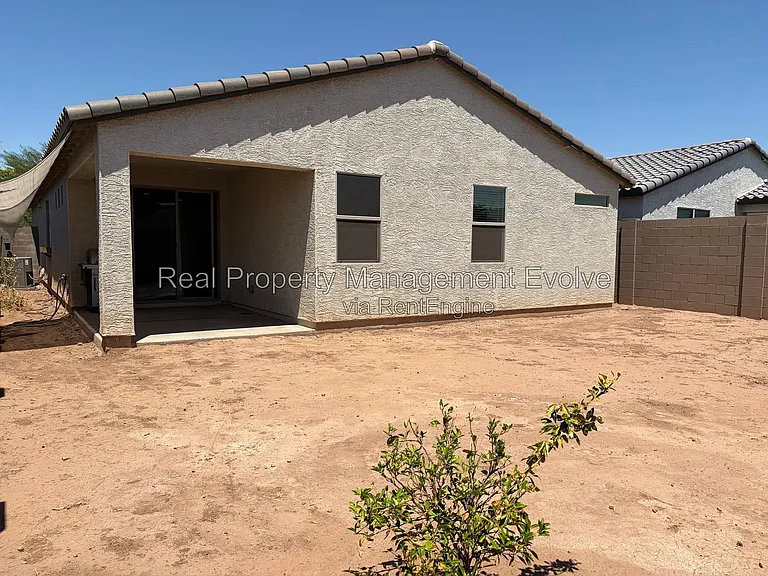 5731 W Encinas Ln — Photo 31