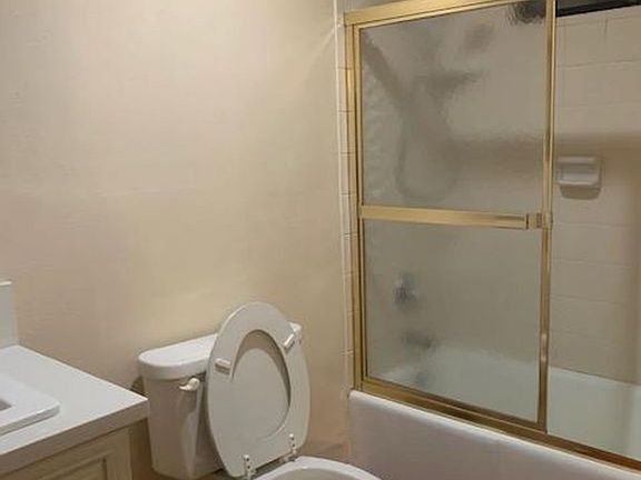 5th image of 539 S Lincoln Ave Unit A