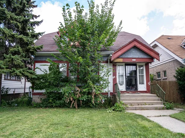 2850 North 46th STREET, Milwaukee, WI 53210