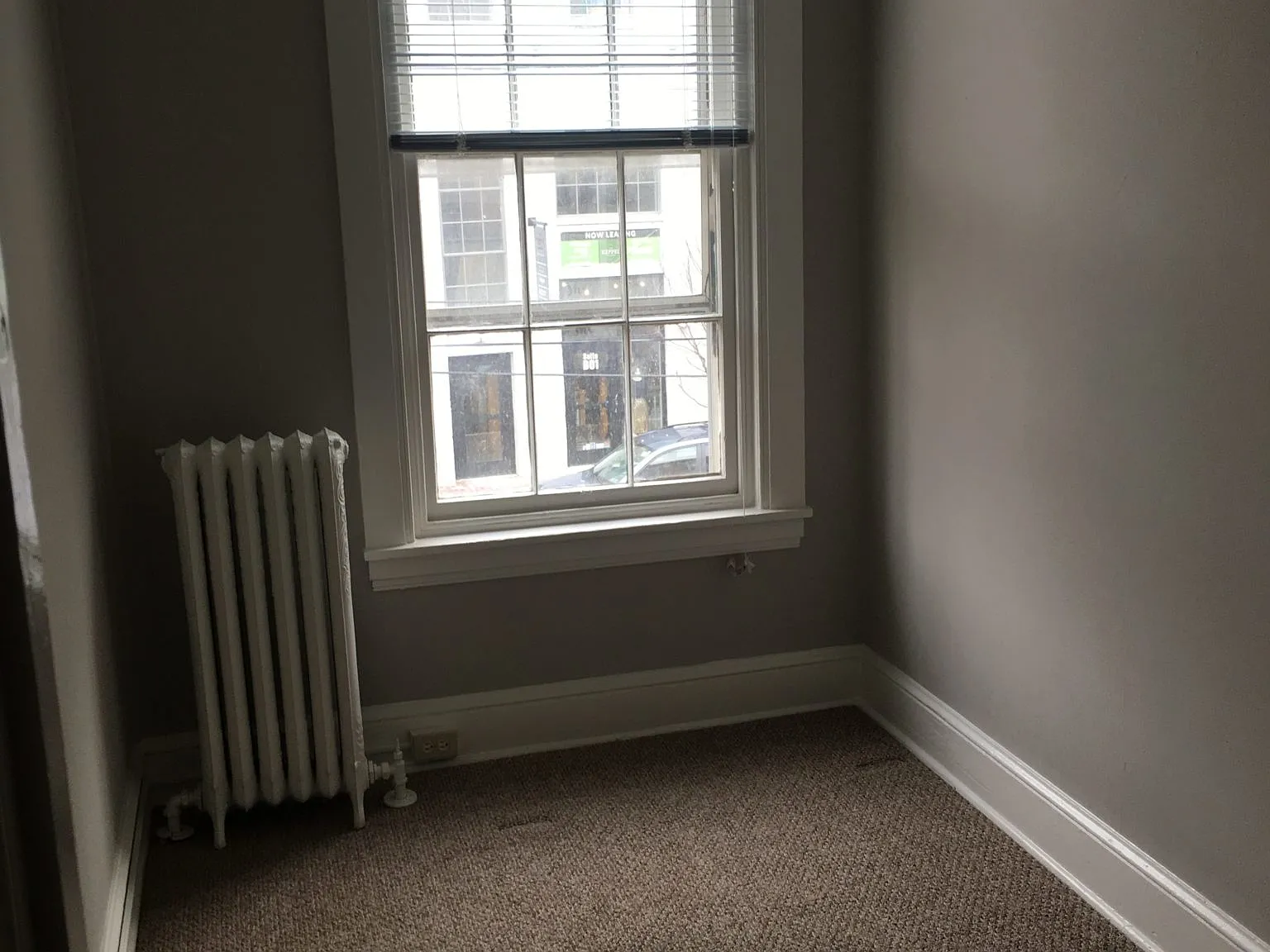 4 bed, 1203 sqft, $1,600 — Photo 1