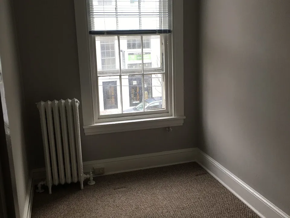 330.5 N Queen St #1