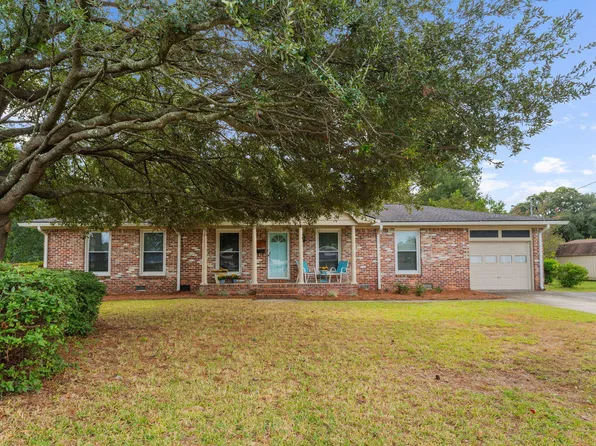 1251 Greenfield Pl, Hanahan, SC 29410