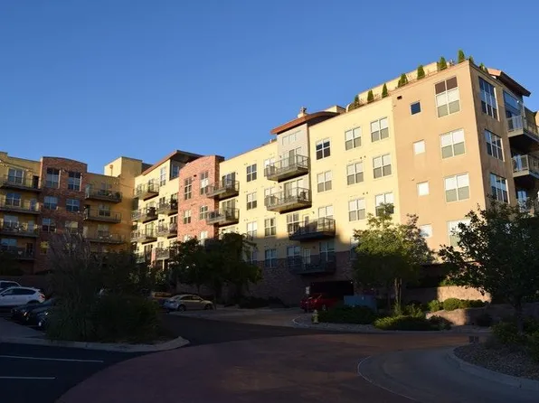 9079 E Panorama Cir, Englewood, CO 80112