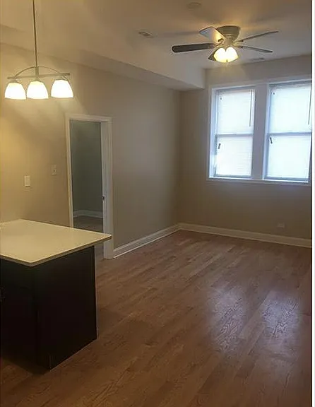 2122 N Milwaukee Ave — Photo 3
