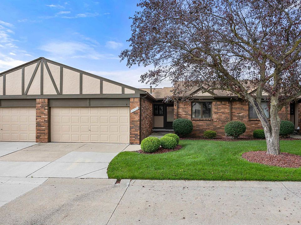 1st image of 29735 Red Oak Dr