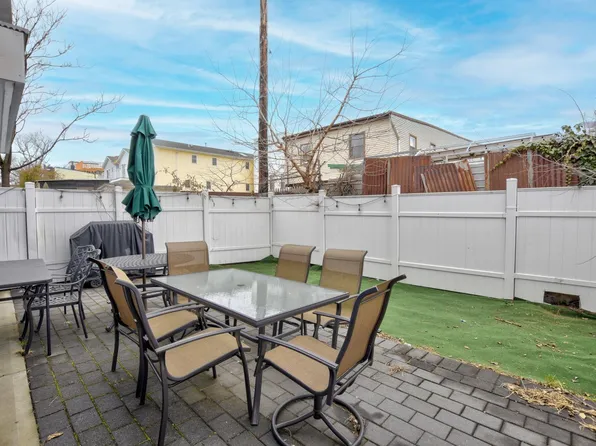 69 West 19th Street image 16 of 20