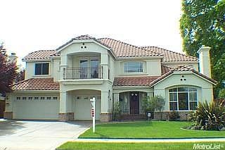 1st image of 200 Crescent Dr