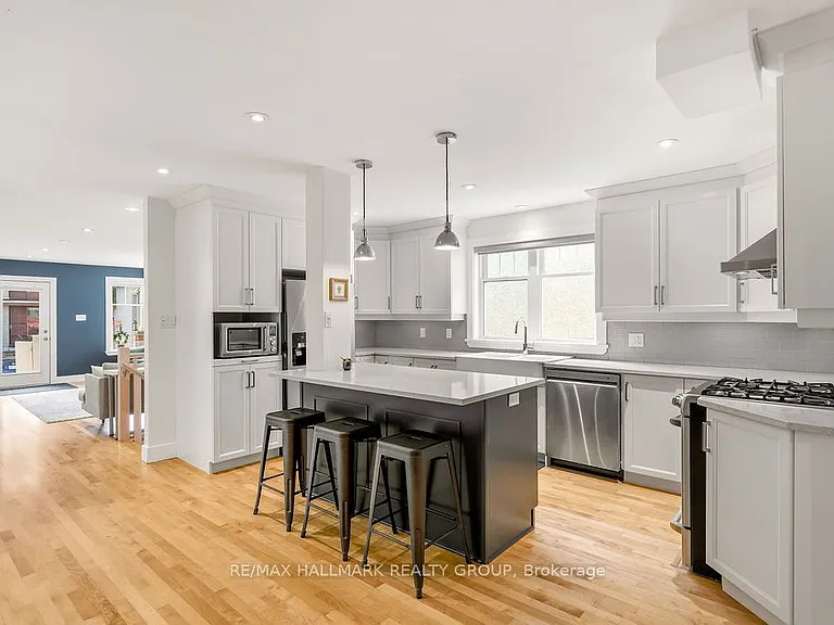23 Newton St — Photo 8