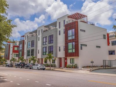 818 2nd Ave N, Saint Petersburg, FL, 33701
